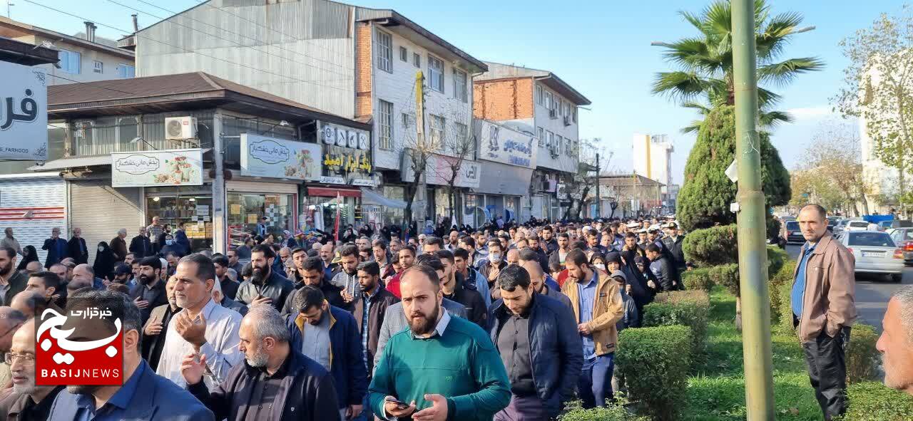 مراسم تشییع پیکر شهید مدافع حرم محمد رضا یعقوبی در رشت مراسم تشییع پیکر شهید مدافع حرم محمد رضا یعقوبی در رشت
