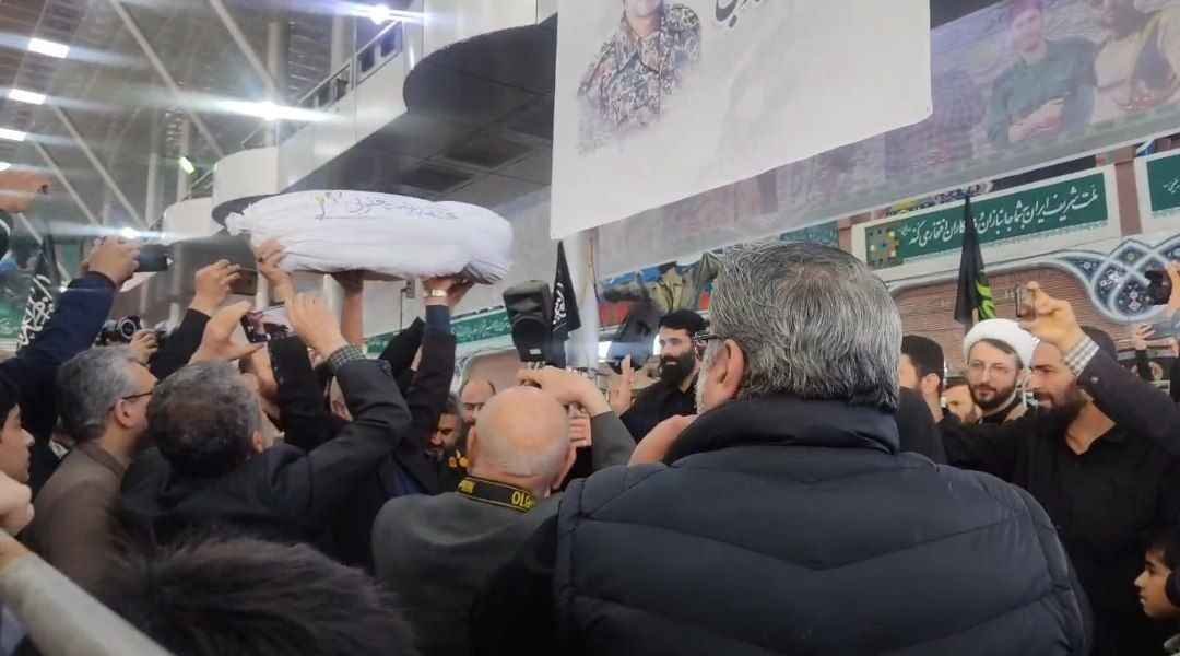 مراسم تشییع پیکر شهید مدافع حرم محمد رضا یعقوبی در رشت مراسم تشییع پیکر شهید مدافع حرم محمد رضا یعقوبی در رشت