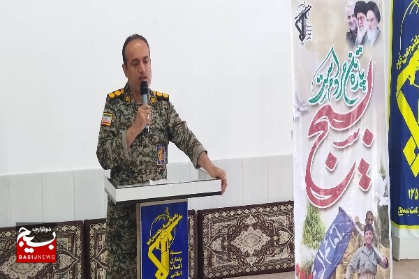 بسیج اولین نهادی بوده است که در دوران دفاع مقدس و سختی ها حضور خوب و موثری داشته است بسیج اولین نهادی بوده است که در دوران دفاع مقدس و سختی ها حضور خوب و موثری داشته است