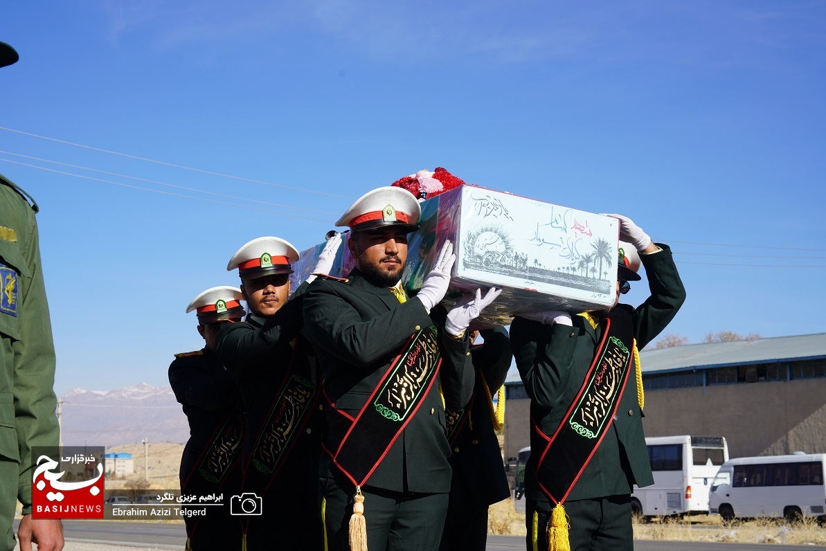 استقبال از سه شهید خوشنام در یاسوج استقبال از سه شهید خوشنام در یاسوج
