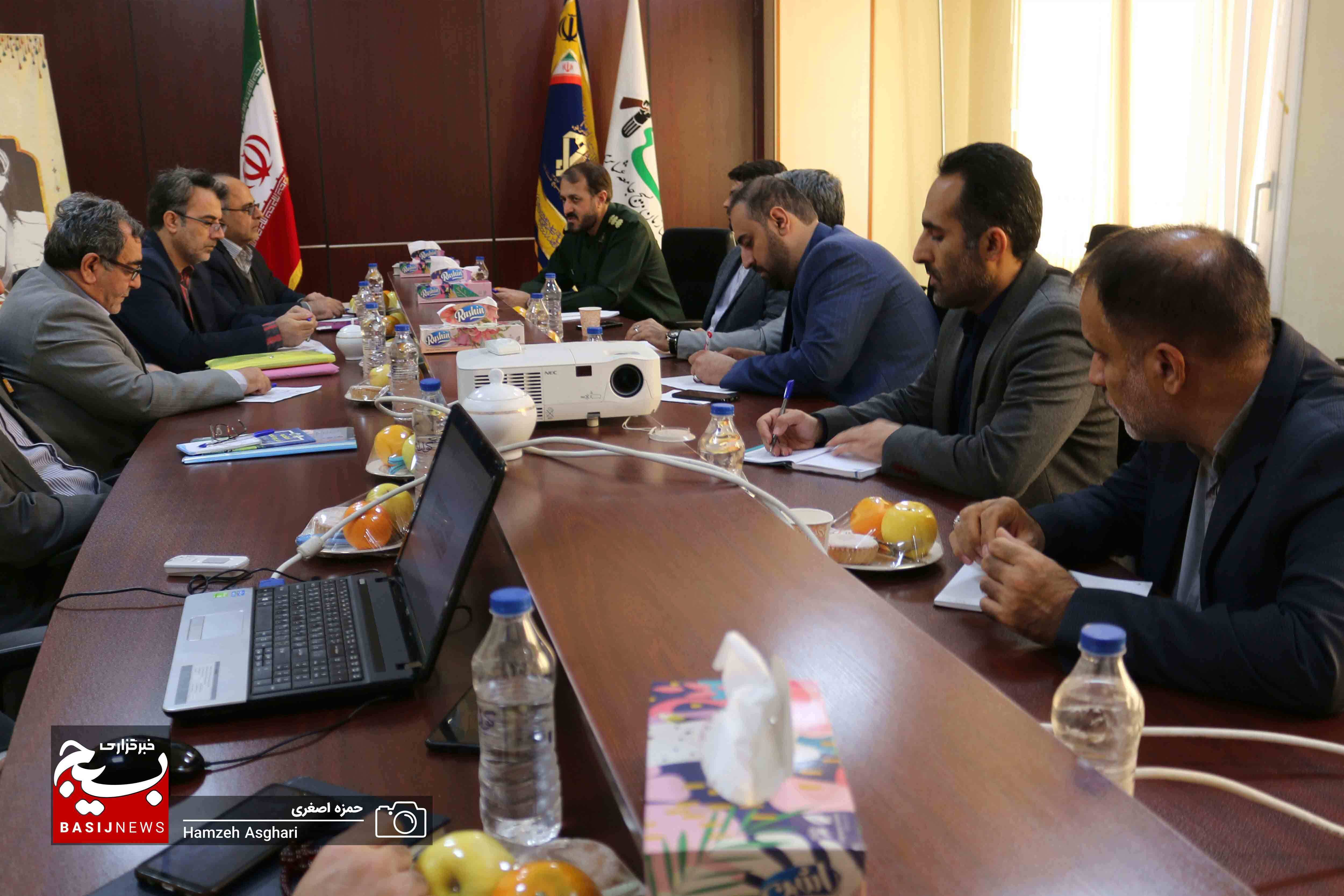 نشست هم اندیشی مسوولین سازمانها و نهادهای مرتبط با جامعه عشایری نشست هم اندیشی مسوولین سازمانها و نهادهای مرتبط با جامعه عشایری