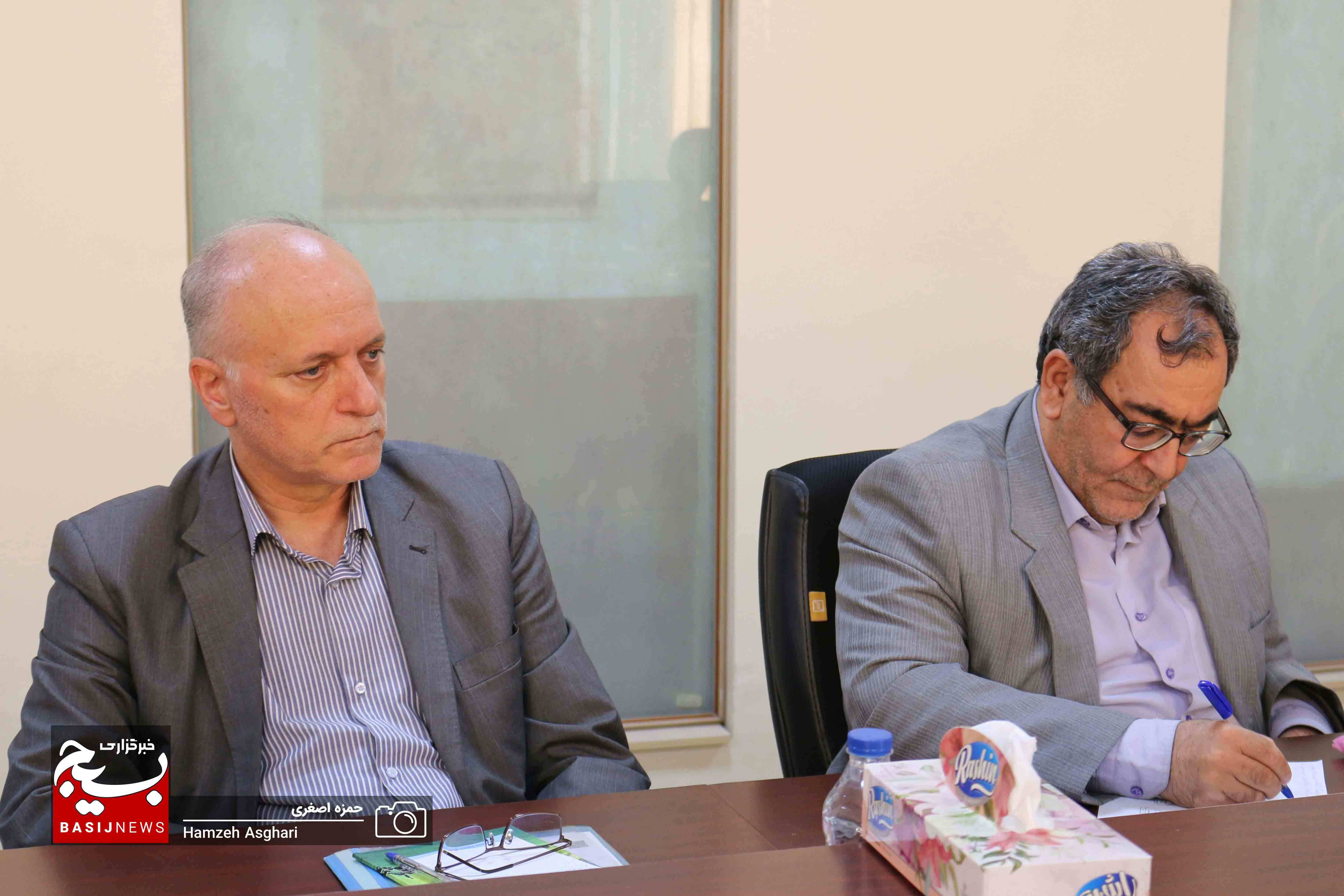 نشست هم اندیشی مسوولین سازمانها و نهادهای مرتبط با جامعه عشایری نشست هم اندیشی مسوولین سازمانها و نهادهای مرتبط با جامعه عشایری