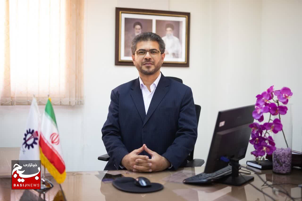 ضرورت تقویت ارتباط دانشگاه با صنعت از طریق بسیج اساتید/ لزوم شبکهسازی نخبگانی در مسیر تمدنسازی ضرورت تقویت ارتباط دانشگاه با صنعت از طریق بسیج اساتید/ لزوم شبکهسازی نخبگانی در مسیر تمدنسازی
