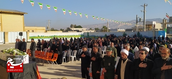 استقبال از شهید گمنام در مدرسه معراج دخترانه بندر بوالخیر استقبال از شهید گمنام در مدرسه معراج دخترانه بندر بوالخیر