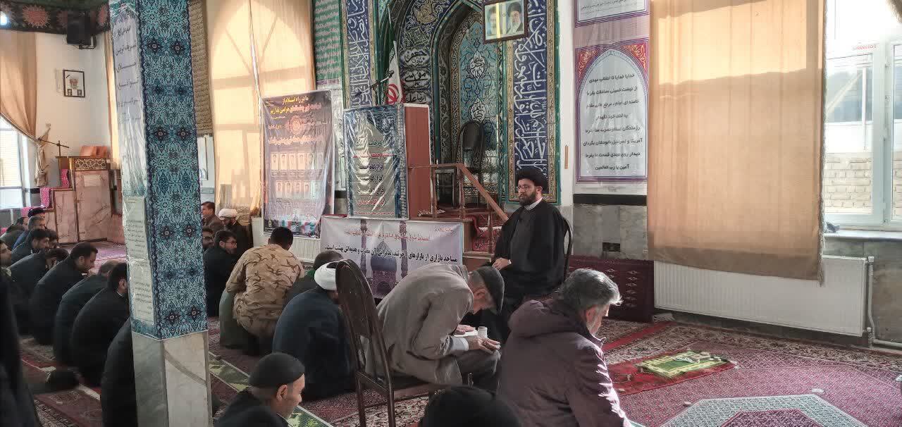 یادواره شهدای حادثه تروریستی راسک در شهرستان سلطانیه برگزار شد یادواره شهدای حادثه تروریستی راسک در شهرستان سلطانیه برگزار شد