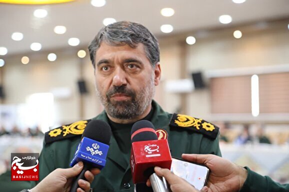 نیم میلیون نفر در قالب اردوهای راهیان نور به مناطق عملیاتی دفاع مقدس اعزام شدند نیم میلیون نفر در قالب اردوهای راهیان نور به مناطق عملیاتی دفاع مقدس اعزام شدند