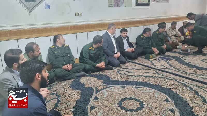 روز پرکار فرمانده تیپ 48 فتح در شهرستان لنده + ( تصاویر) روز پرکار فرمانده تیپ 48 فتح در شهرستان لنده + ( تصاویر)