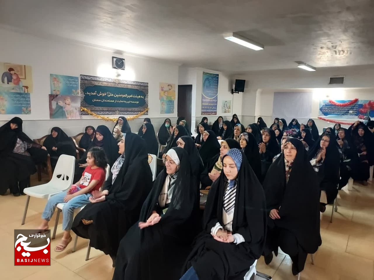 مرکز رویش؛ ۱۲۰ زوج را به خانه بخت فرستاد