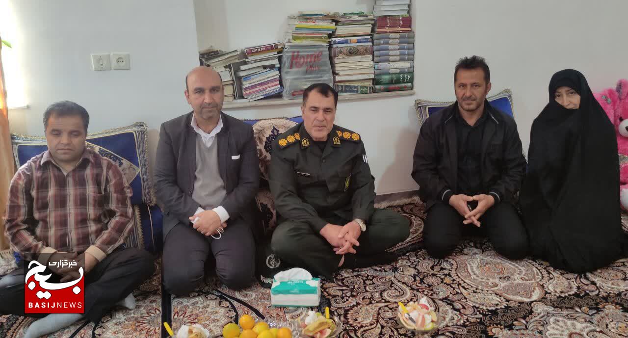 دیدار مسئول وابستگان سپاه فتح کهگیلویه و بویراحمد از بسیجیان بازنشسته دیدار مسئول وابستگان سپاه فتح کهگیلویه و بویراحمد از بسیجیان بازنشسته