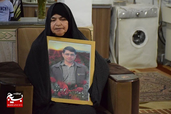 وظیفه ما پاسداری از خون شهدا است وظیفه ما پاسداری از خون شهدا است