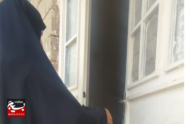 توزیع بسته های معیشتی برای نیازمندان دربخش ریگ شهرستان گناوه توزیع بسته های معیشتی برای نیازمندان دربخش ریگ شهرستان گناوه