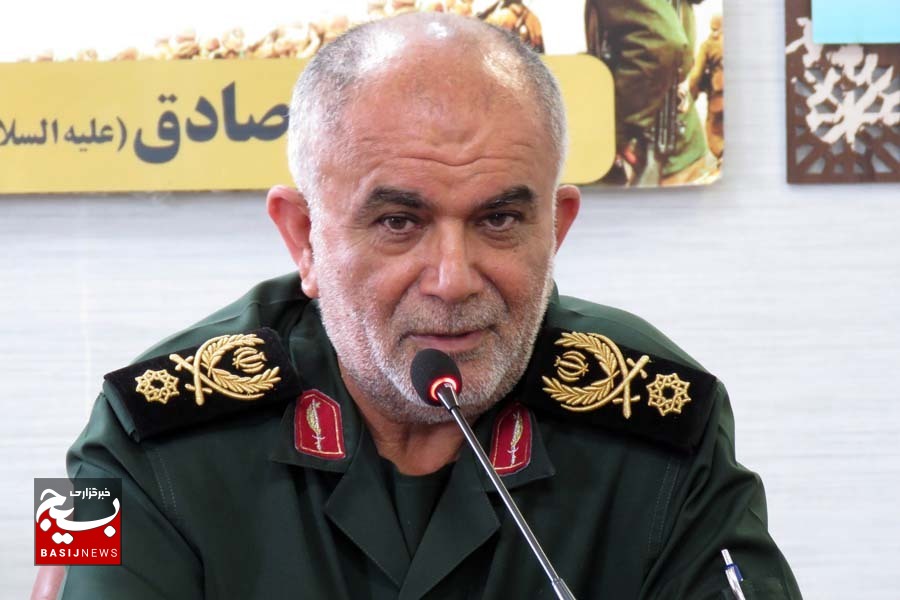 جهاد تبیین مشتی محکم بر دهان دروغگوی دشمن است جهاد تبیین مشتی محکم بر دهان دروغگوی دشمن است