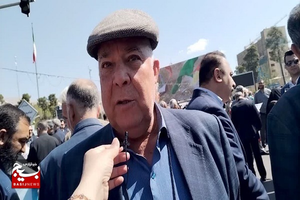 آنها که در خانه ماندند که به این رود خروشان در محکومیت جنایات رژیم صهیونسیتی بپیوندند/ دانشآموزان با فهم بیشتری از آزادی درک ملموستری از اشغالگری رژیم در راهپیمایی امسال شرکت میکنند آنها که در خانه ماندند که به این رود خروشان در محکومیت جنایات رژیم صهیونسیتی بپیوندند/ دانشآموزان با فهم بیشتری از آزادی درک ملموستری از اشغالگری رژیم در راهپیمایی امسال شرکت میکنند