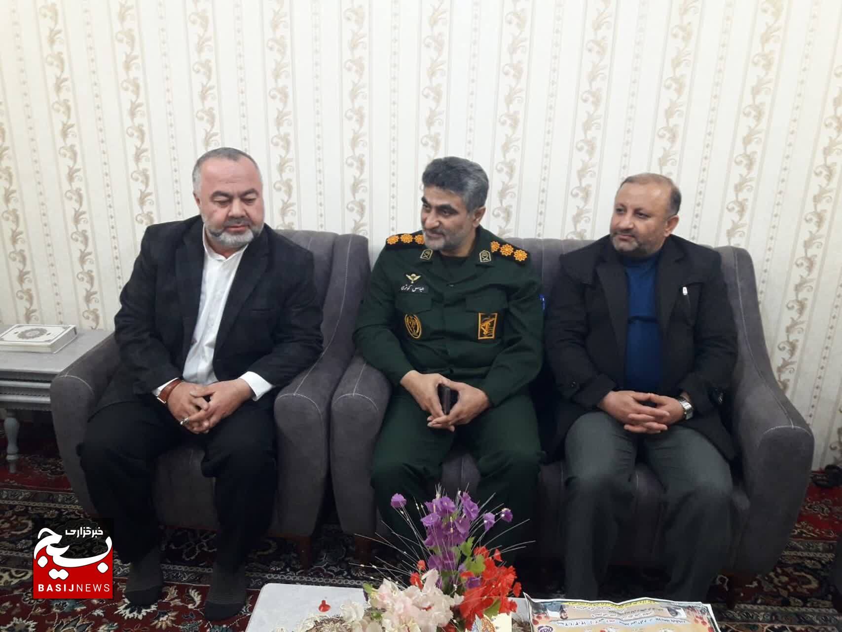 دیدار با خانواده شهیدان در لنگرود