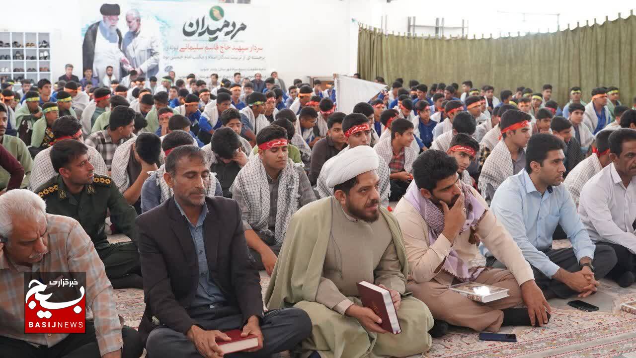 جشن ۵۰۰ نفر پسر مکلف روزه اولی در رودبار جنوب برگزار شد جشن ۵۰۰ نفر پسر مکلف روزه اولی در رودبار جنوب برگزار شد