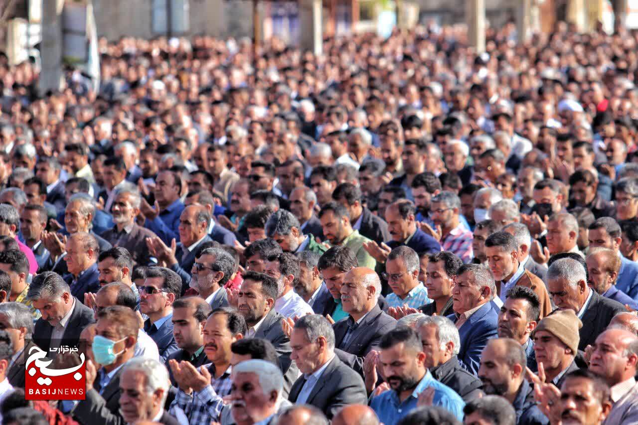 اقامه نماز عید فطر در یاسوج + (تصاویر ) اقامه نماز عید فطر در یاسوج + (تصاویر )