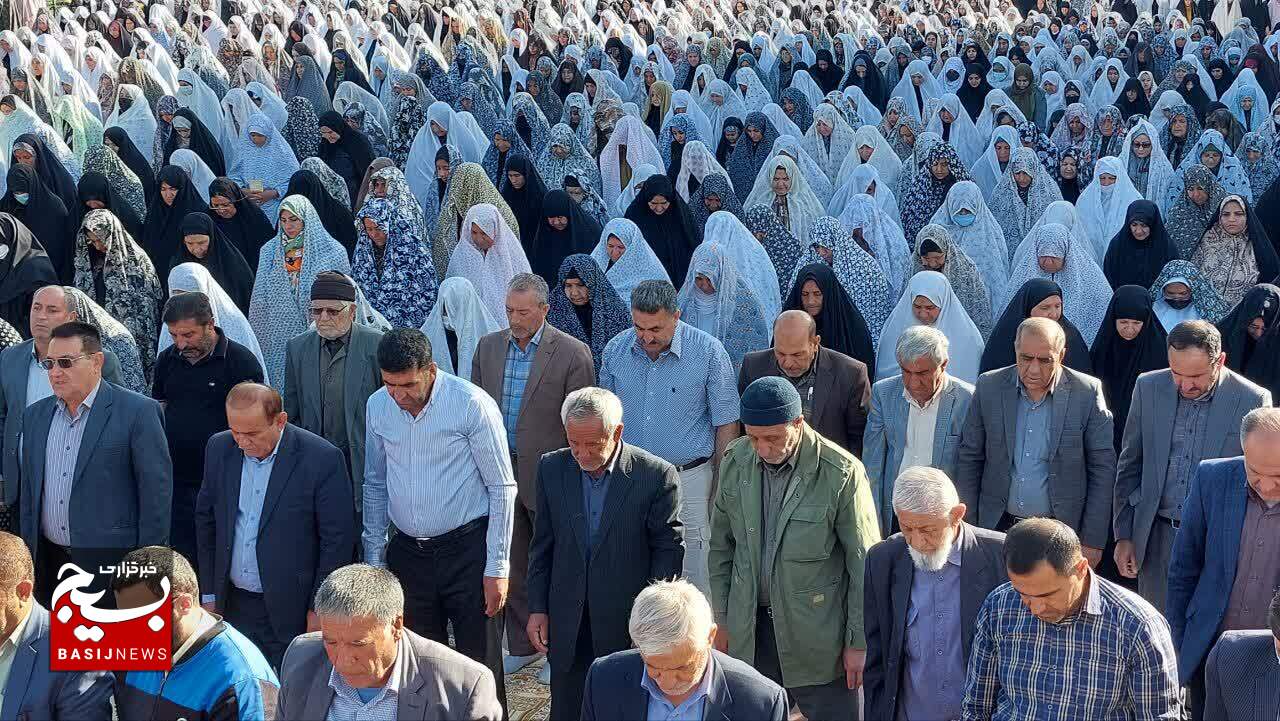 اقامه نماز عید فطر در یاسوج + (تصاویر ) اقامه نماز عید فطر در یاسوج + (تصاویر )