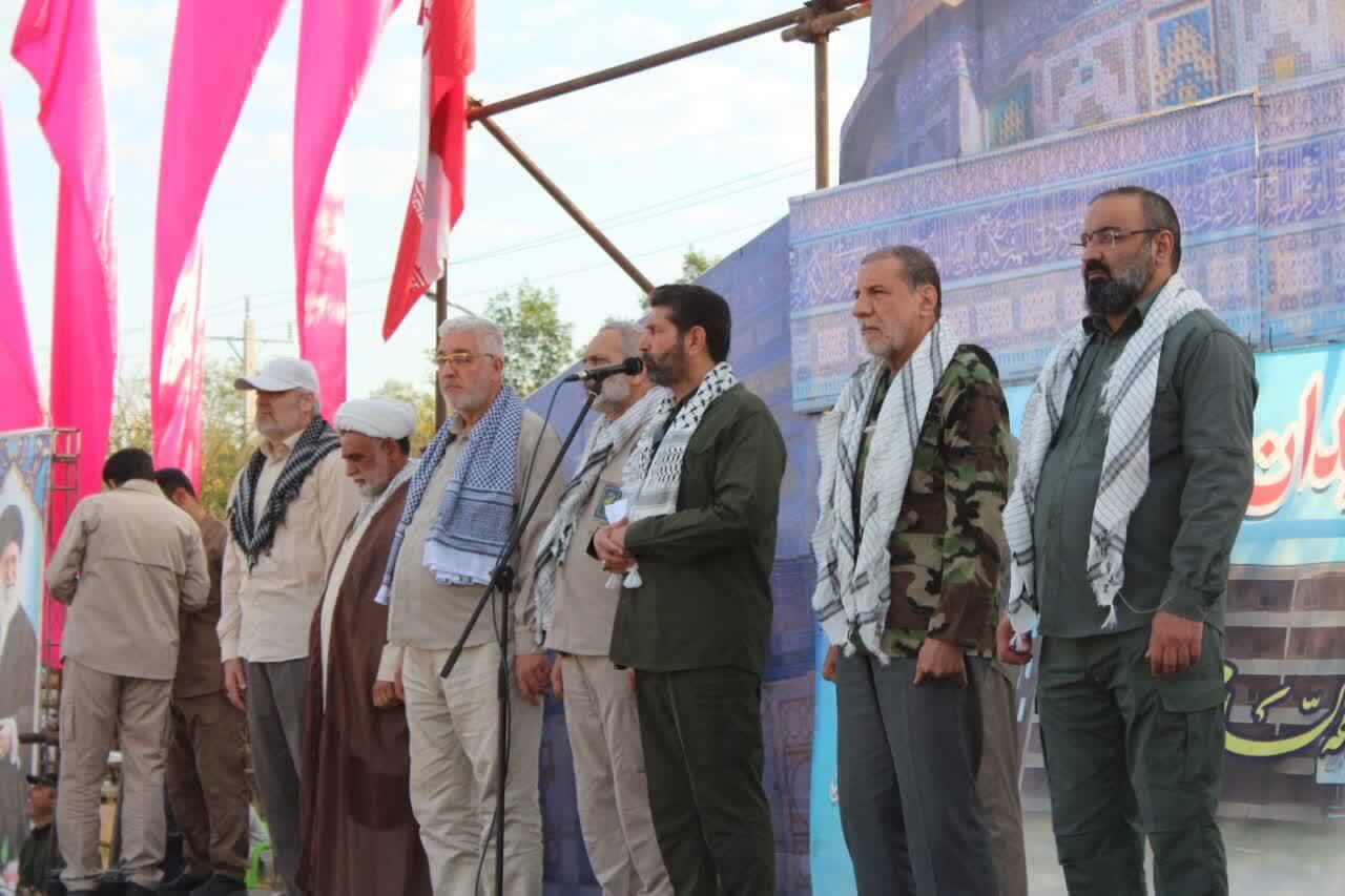 سردار حسنزاده:جشن بزرگ پیروزی جبهه مقاومت و شکست رژیم صهیونیستی بیش از هر زمانی نزدیک است. سردار حسنزاده:جشن بزرگ پیروزی جبهه مقاومت و شکست رژیم صهیونیستی بیش از هر زمانی نزدیک است.
