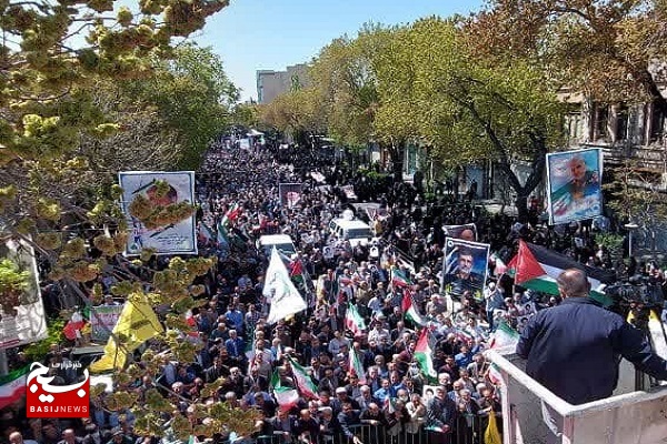 حمایت نمازگزاران آذربایجان شرقی از عملیات وعده صادق حمایت نمازگزاران آذربایجان شرقی از عملیات وعده صادق