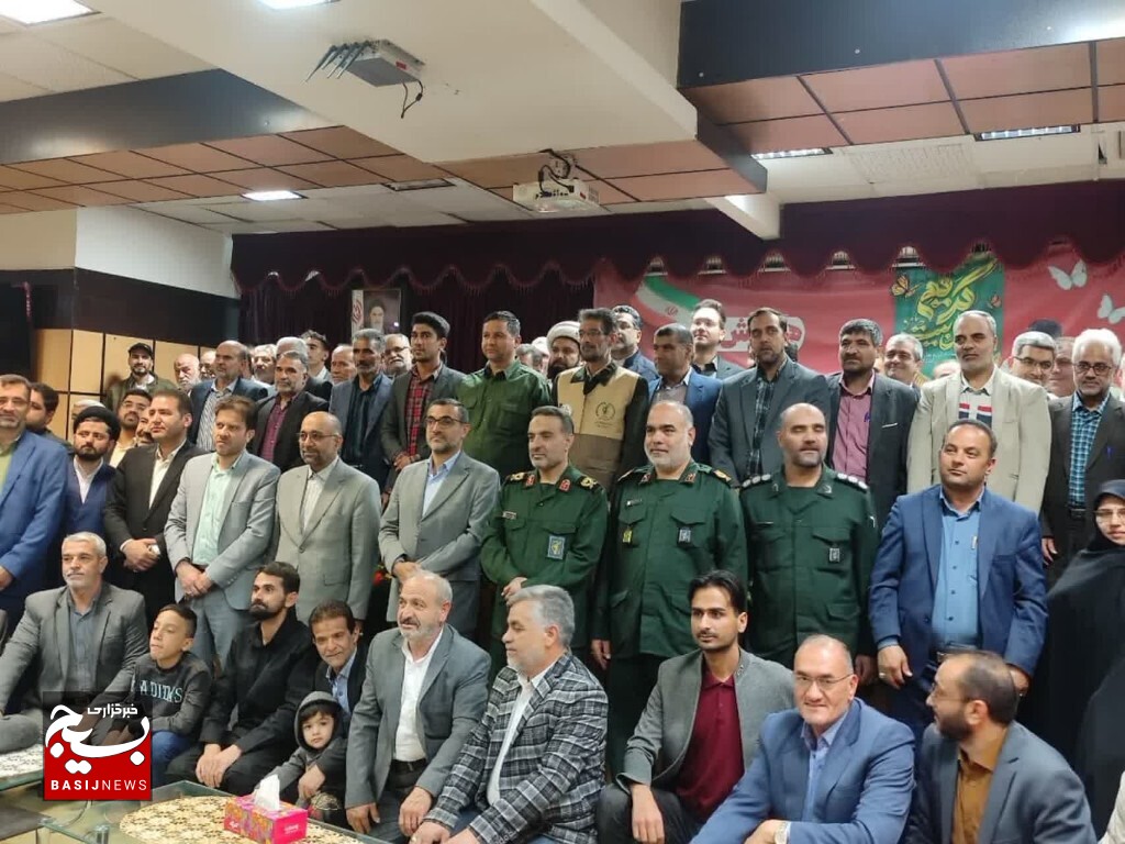 با حضور مسئول بسیج سازندگی کشور از ۵۵ جهادگر برتر شهرستان بیرجند تجلیل شد با حضور مسئول بسیج سازندگی کشور از ۵۵ جهادگر برتر شهرستان بیرجند تجلیل شد