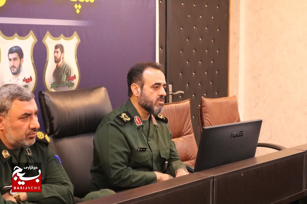 دیدا نوروزی فرمانده سپاه قدس گیلان با مسئولان اقشار بسیج در سپاه استان دیدا نوروزی فرمانده سپاه قدس گیلان با مسئولان اقشار بسیج در سپاه استان