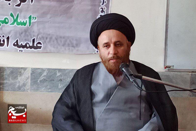 عکس خبر موجود نبود /////// شهید سلیمانی فرهنگ انقلاب و مقاومت را گسترش داد عکس خبر موجود نبود /////// شهید سلیمانی فرهنگ انقلاب و مقاومت را گسترش داد