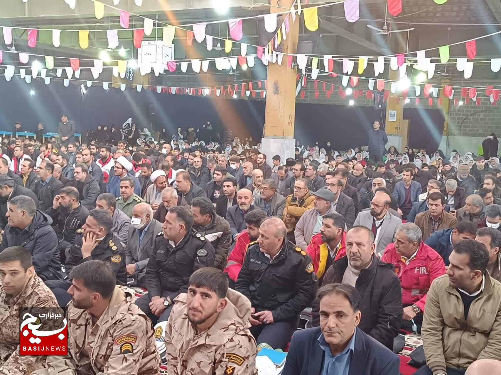 مکتب حاج قاسم سلیمانی نماد عدالتخواهی و ظلم ستیزی است مکتب حاج قاسم سلیمانی نماد عدالتخواهی و ظلم ستیزی است