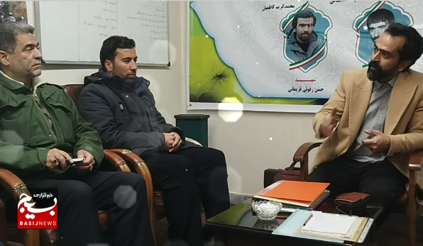 نشست شورای اندیشه ورز کانون بسیج هنرمندان با موضوع ساخت فیلم کوتاه نشست شورای اندیشه ورز کانون بسیج هنرمندان با موضوع ساخت فیلم کوتاه