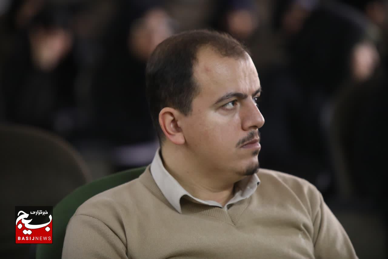جلسه «همفکری و هم اندیشی پیرامون بیانات مقام معظم رهبری در دیدار اخیر با بانوان» در دانشکده حضرت زینب(س) همزمان با سالروز ولادت حضرت فاطمه زهرا(س)