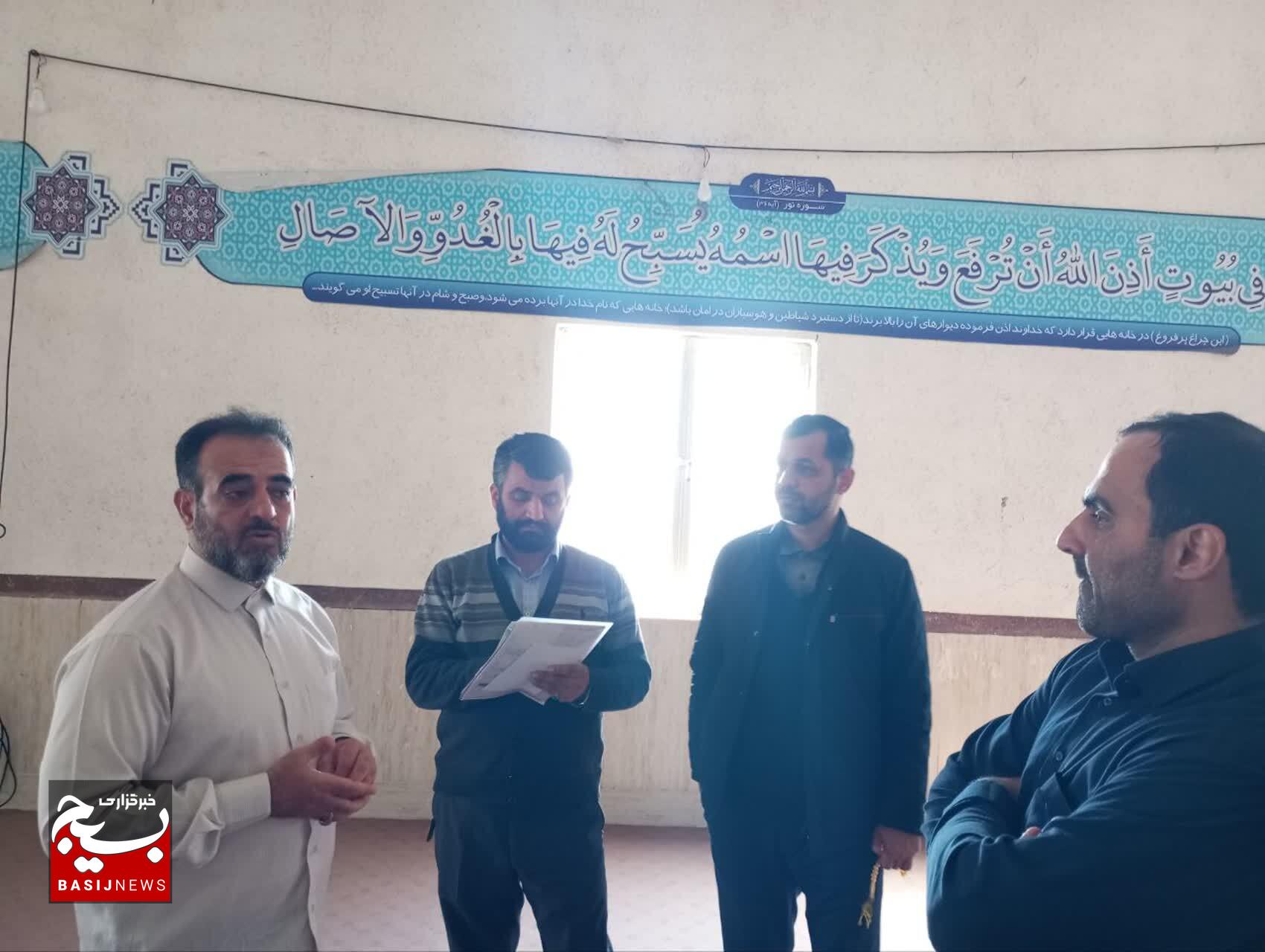 بازدید فرمانده سپاه قدس گیلان از اردوگاه راهیان نور شهید حبیب الهی در اهواز بازدید فرمانده سپاه قدس گیلان از اردوگاه راهیان نور شهید حبیب الهی در اهواز