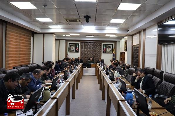 نشست جامعه نخبگان مهندس بسیجی در خصوص چگونگی کمک به حل ناترازی انرژی نشست جامعه نخبگان مهندس بسیجی در خصوص چگونگی کمک به حل ناترازی انرژی
