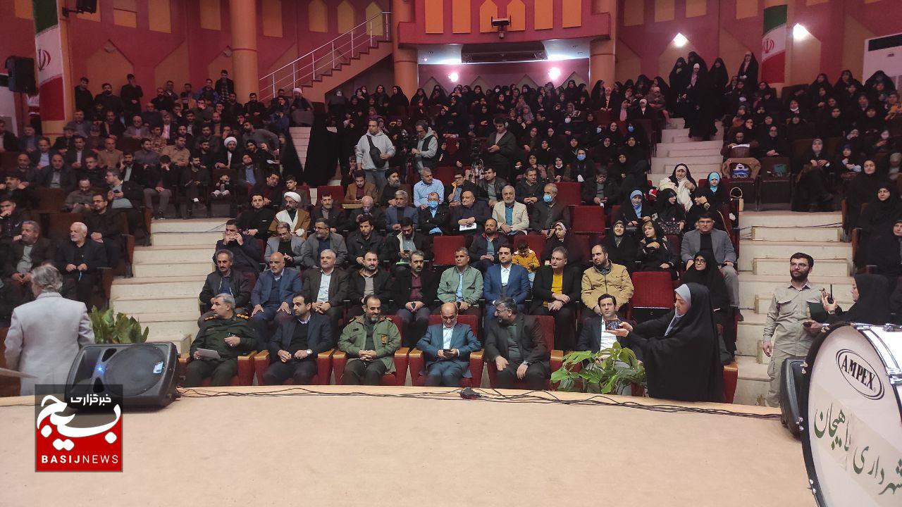 رسانهها ابزار کلیدی در مدیریت جنگ شناختی هستند رسانهها ابزار کلیدی در مدیریت جنگ شناختی هستند
