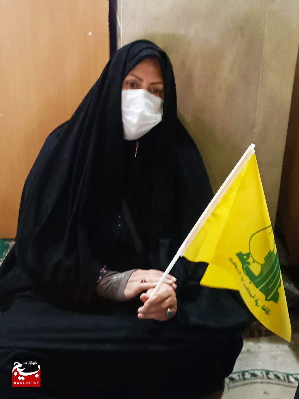 نماد همبستگی و بصیرت زنان ایرانی نماد همبستگی و بصیرت زنان ایرانی