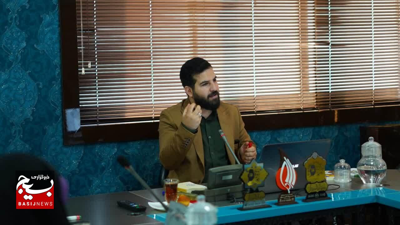 توسعه مهارتهای روایتگری در دومین کارگاه «راوی شو»؛ از تکنیک تا تجربه توسعه مهارتهای روایتگری در دومین کارگاه «راوی شو»؛ از تکنیک تا تجربه