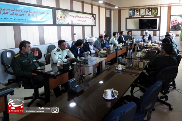 تقدیر از تلاشهای سپاه شهرستان کنگان در روز پاسدار تقدیر از تلاشهای سپاه شهرستان کنگان در روز پاسدار