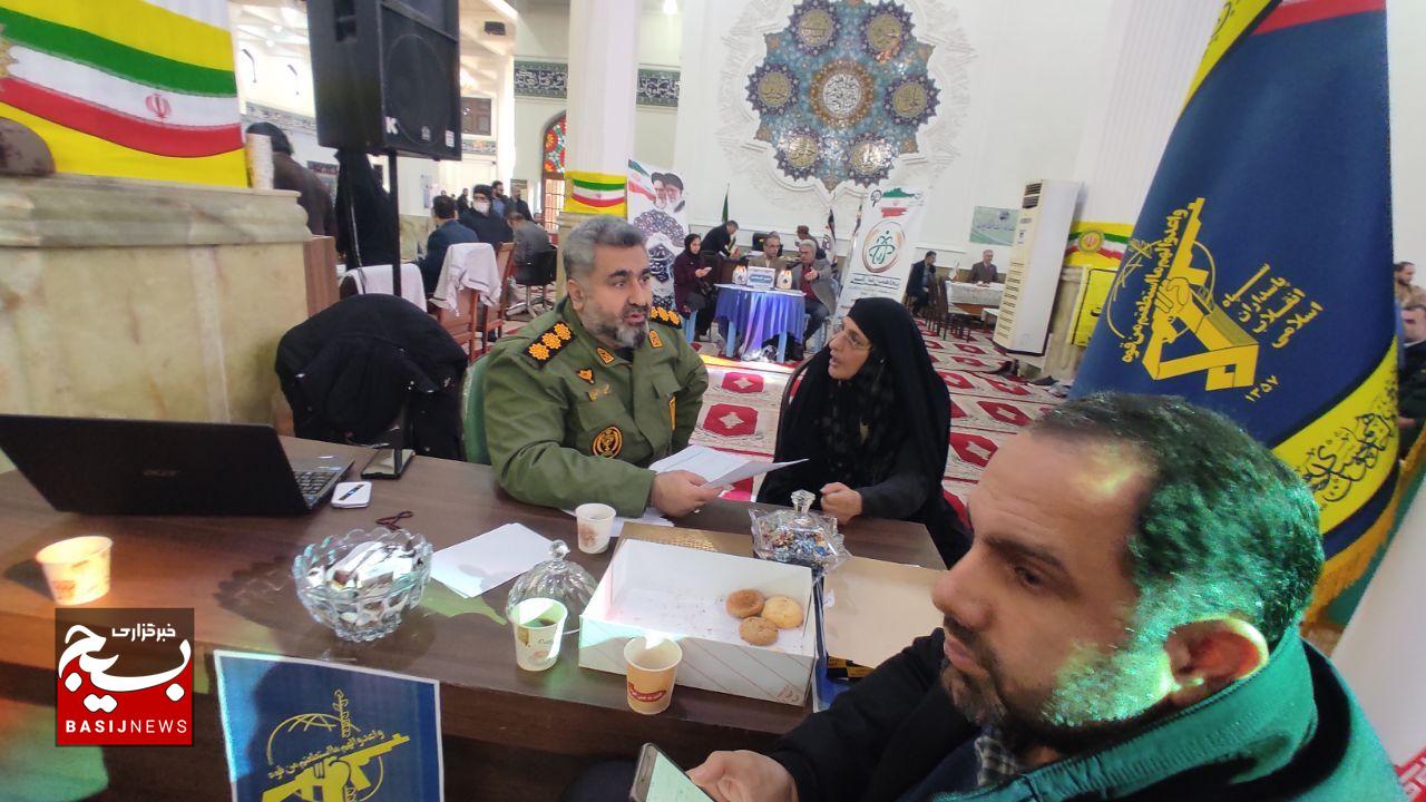 میز خدمت جهادی گامی مؤثر در راستای حل مشکلات مردم است میز خدمت جهادی گامی مؤثر در راستای حل مشکلات مردم است