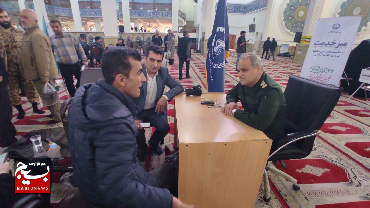 میز خدمت جهادی گامی مؤثر در راستای حل مشکلات مردم است میز خدمت جهادی گامی مؤثر در راستای حل مشکلات مردم است