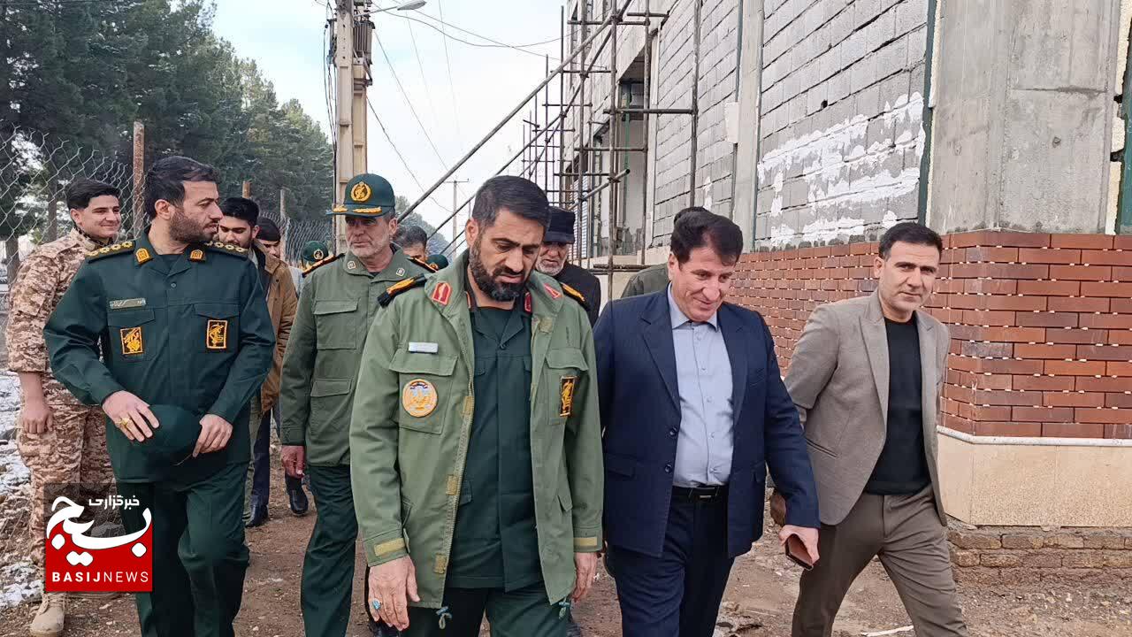 بازدید میدانی فرمانده سپاه استان لرستان از پروژههای عمرانی سپاه در کوهدشت +عکس بازدید میدانی فرمانده سپاه استان لرستان از پروژههای عمرانی سپاه در کوهدشت +عکس