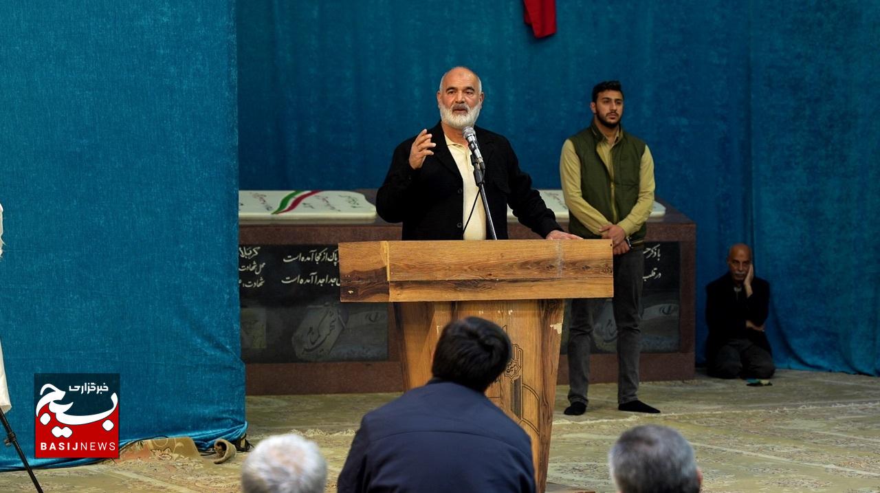 رونمایی از «راز فتح» در آستانه میلاد امام مهدی (عج) / پردهبرداری از راز ماندگاری شهدا رونمایی از «راز فتح» در آستانه میلاد امام مهدی (عج) / پردهبرداری از راز ماندگاری شهدا
