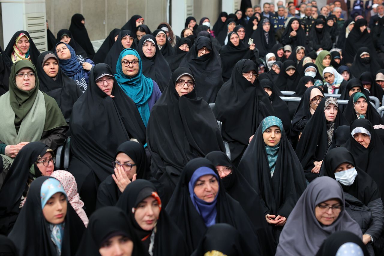 دیدار مسئولان نظام و سفرای کشورهای اسلامی با رهبر انقلاب دیدار مسئولان نظام و سفرای کشورهای اسلامی با رهبر انقلاب
