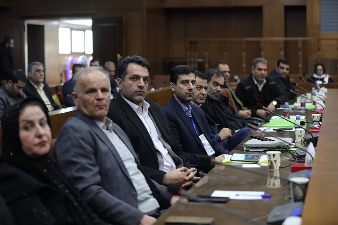 اولین همایش ملی بسیج و توسعه ورزش برگزار شد اولین همایش ملی بسیج و توسعه ورزش برگزار شد