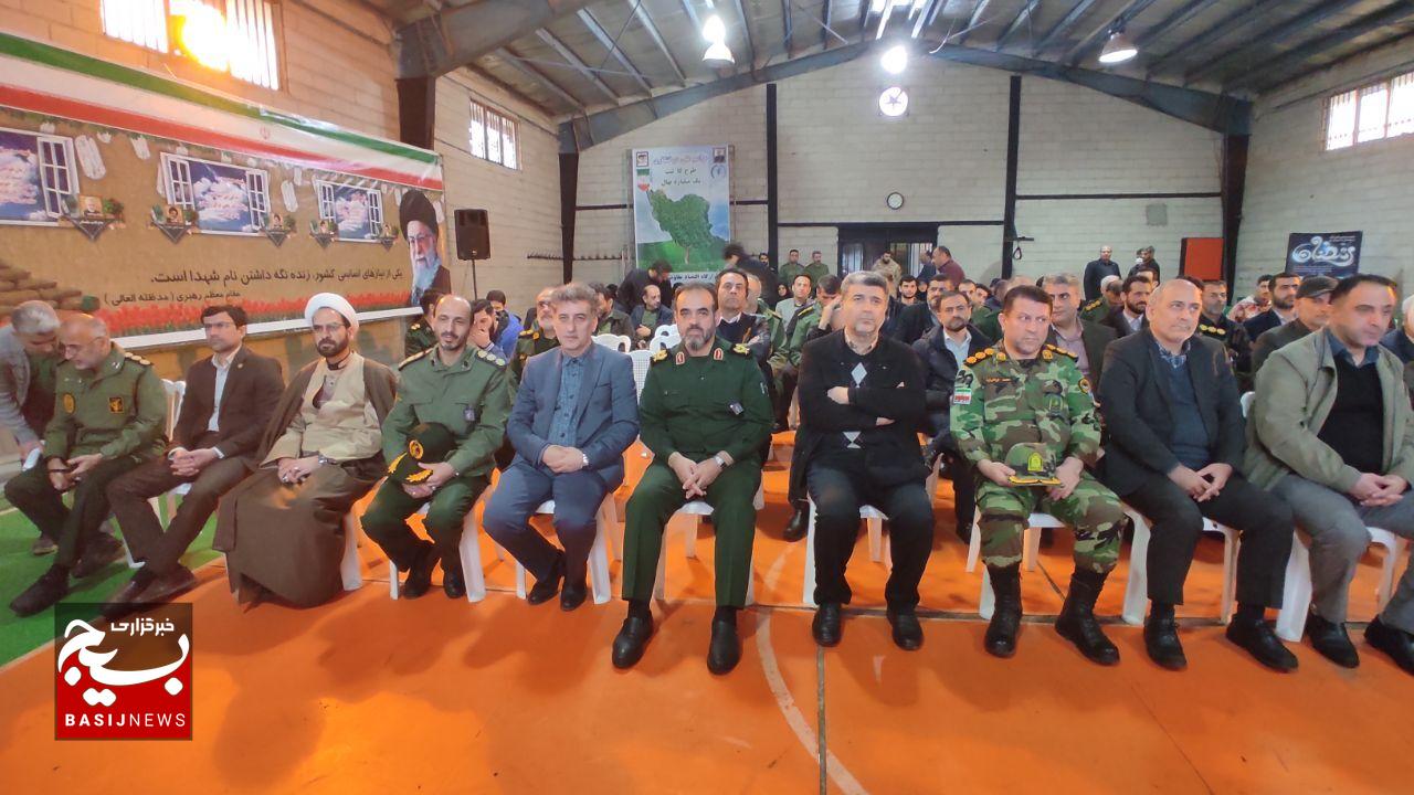 کاشت ۱۰میلیون نهال در راستای طرح «از «آبخیز تا جالیز» کاشت ۱۰میلیون نهال در راستای طرح «از «آبخیز تا جالیز»