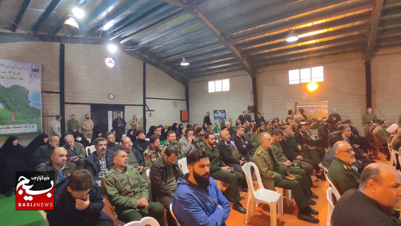 کاشت ۱۰میلیون نهال در راستای طرح «از «آبخیز تا جالیز» کاشت ۱۰میلیون نهال در راستای طرح «از «آبخیز تا جالیز»