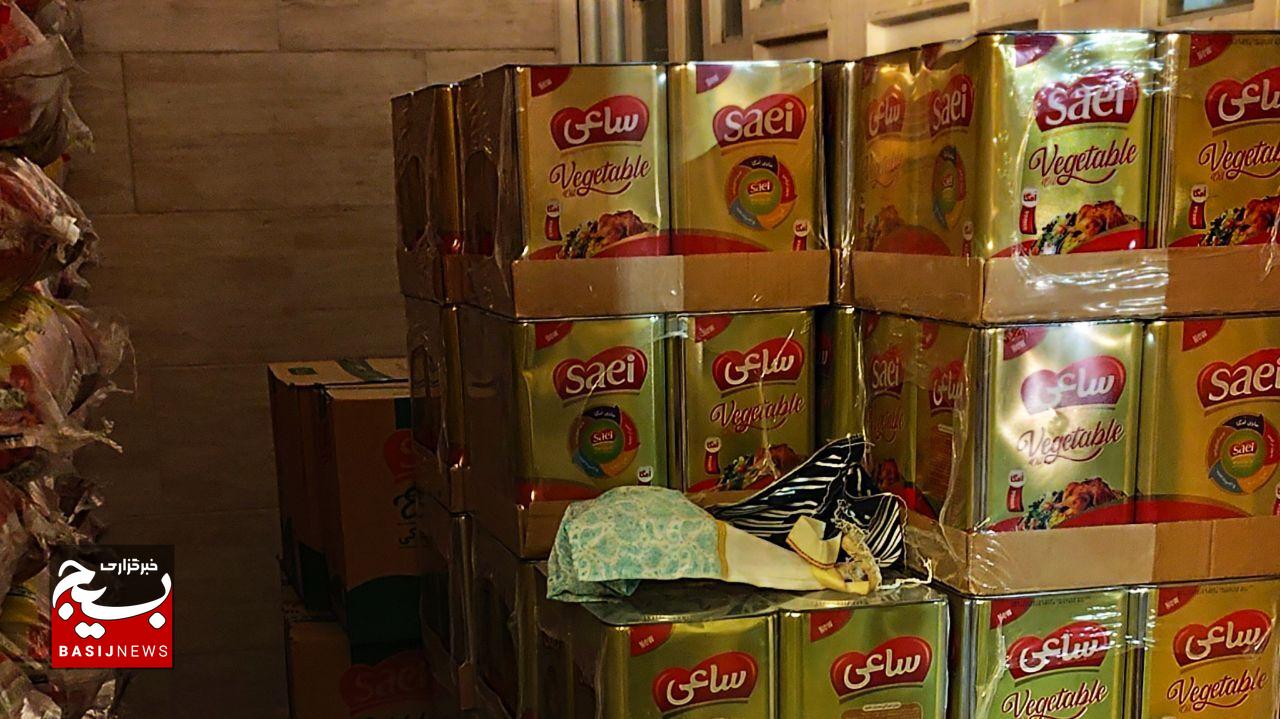 کشف ۷۰ تن برنج هندی و مواد غذایی احتکارشده در خرمآباد کشف ۷۰ تن برنج هندی و مواد غذایی احتکارشده در خرمآباد