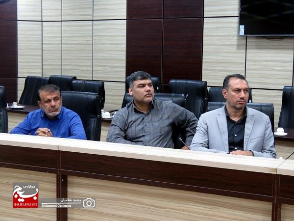 بررسی مسائل اولویّتدار شهرستان کنگان در اجلاسیه مجمع بسیجیان بررسی مسائل اولویّتدار شهرستان کنگان در اجلاسیه مجمع بسیجیان