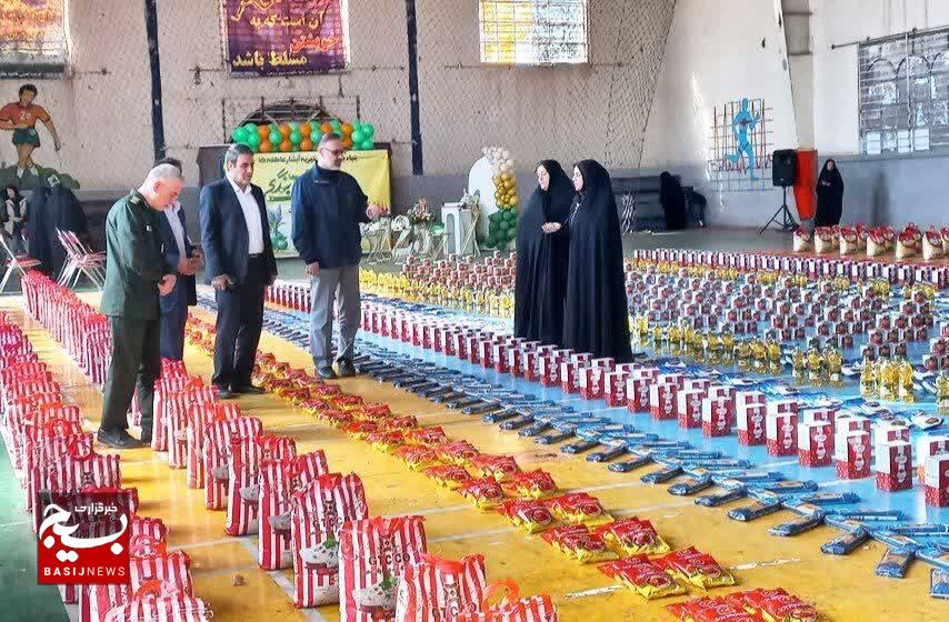 توزیع ۳ هزار بسته معیشتی تا پایان ماه مبارک رمضان توزیع ۳ هزار بسته معیشتی تا پایان ماه مبارک رمضان