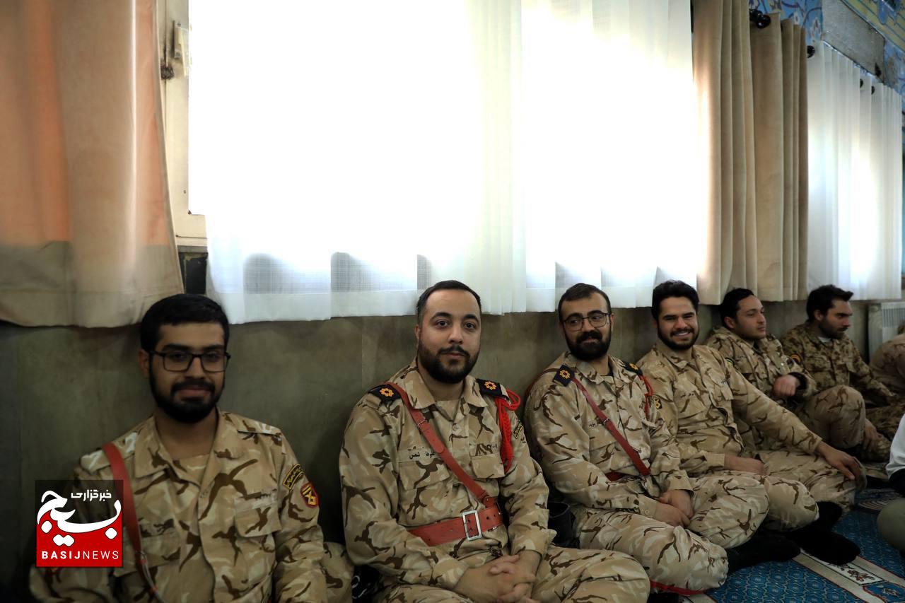 ضیافت افطاری کارکنان وظیفه سازمان بسیج مستضعفین