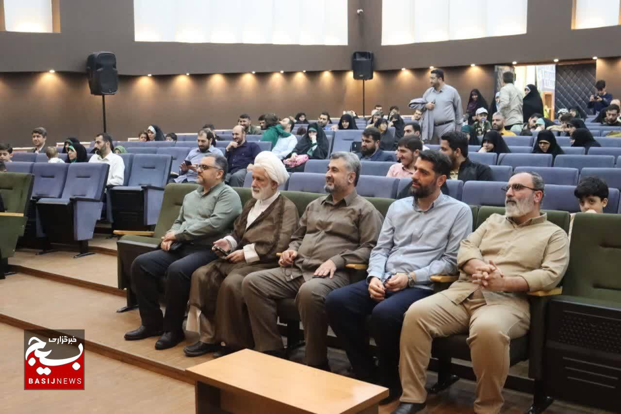 تبیین گفتمان شهیدان یک ضرورت است تبیین گفتمان شهیدان یک ضرورت است