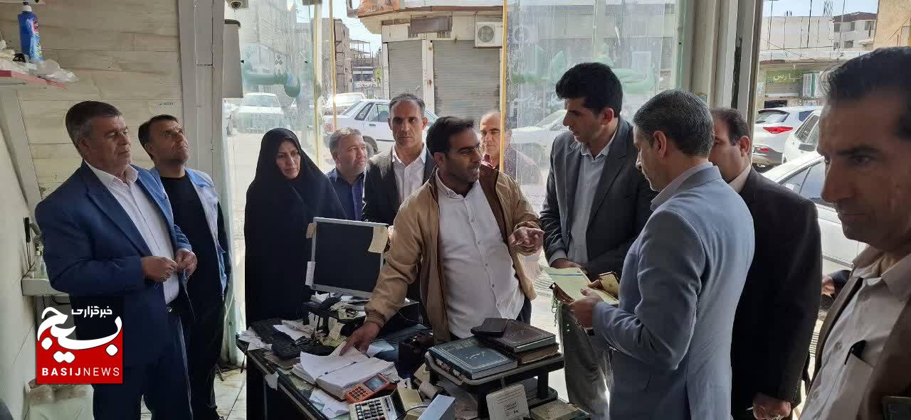 بازدید سرزده فرماندار پلدختر از بازار و نانواییها در آستانه عید نوروز بازدید سرزده فرماندار پلدختر از بازار و نانواییها در آستانه عید نوروز