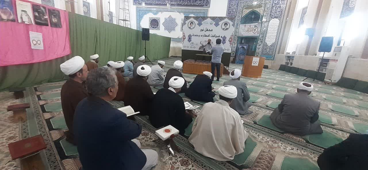 دیدار مدیر بسیج دریایی پایگاه دریایی ثامن الحجج(ع) با فرمانده سپاه بندرترکمن دیدار مدیر بسیج دریایی پایگاه دریایی ثامن الحجج(ع) با فرمانده سپاه بندرترکمن